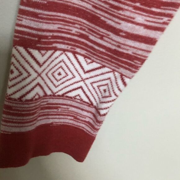 Koret Crew Neck Sweater with fringe detail in white and coral Size Large - Picture 7 of 9